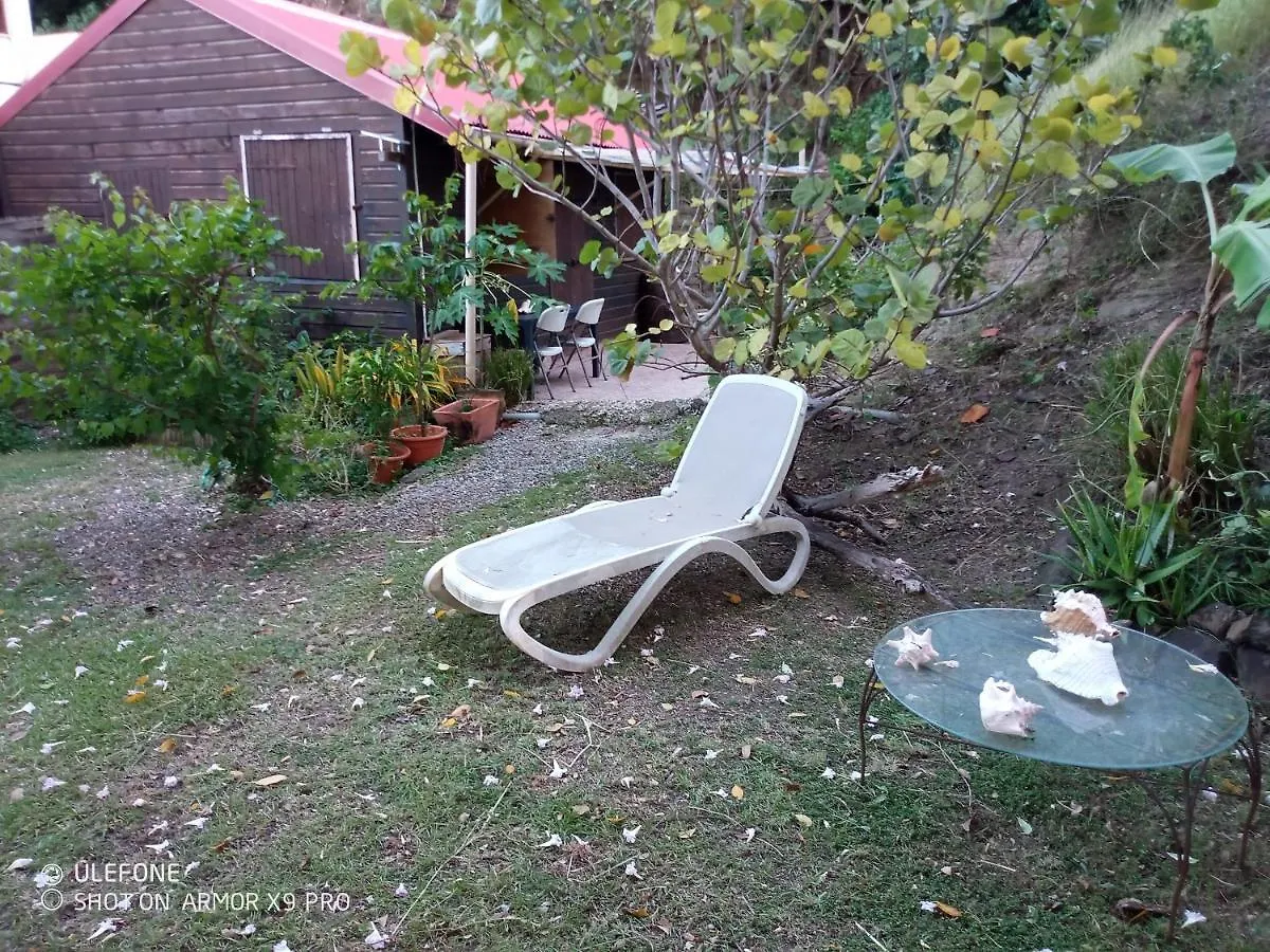 Le Bungalow Des Hauts De La Prairie Le Francois Martinique